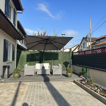 Chambre Pour 2 Personnes Avec Lit Separe Dans La Banlieue Parisienne Bondy Exterior foto